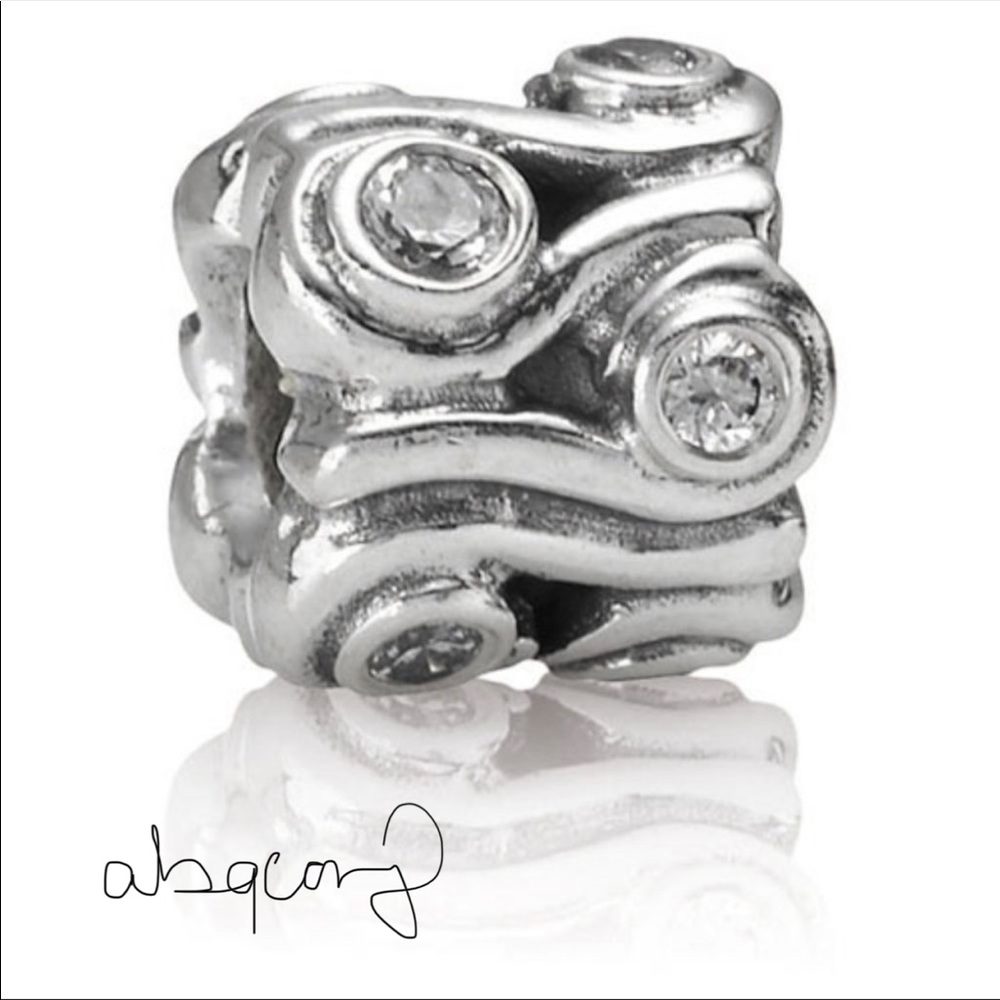 🚨 SALE 🚨 EUC Pandora 790369CZ Sterling Silver Ocean Wave Bead w/ Clear CZ Charm